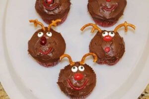 Rudolph-cupcakes