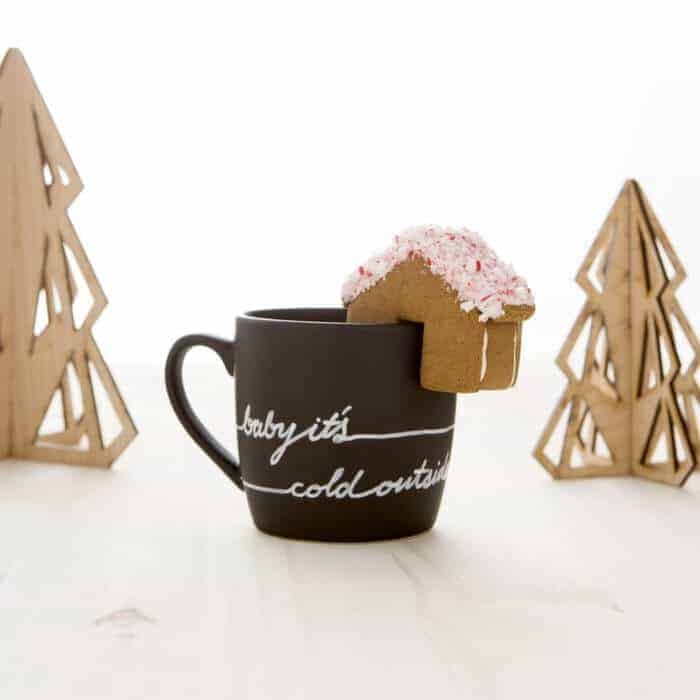 holiday_mug_gingerbread_house