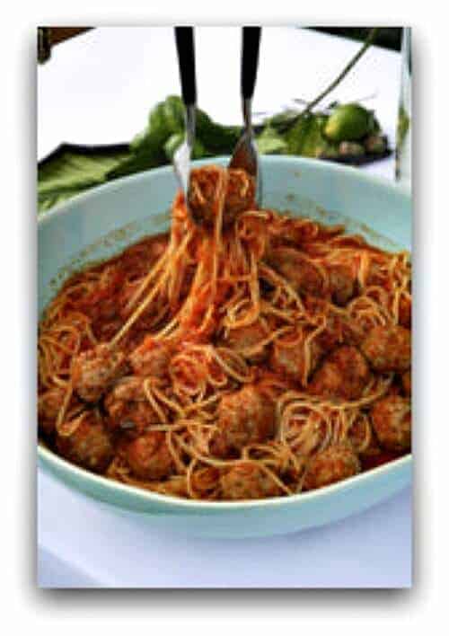 Easy Crockpot Recipes - crockpot spaghetti and meatballs