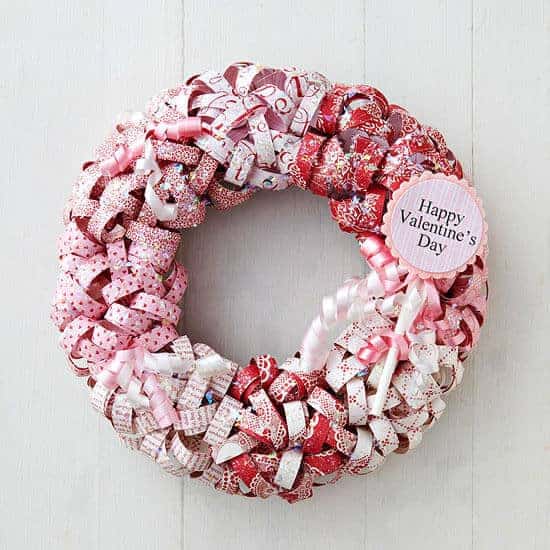 https://princesspinkygirl.com/wp-content/uploads/2014/01/paper-curls-valentine-wreath.jpg