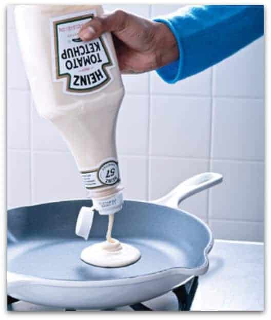 Ketchup bottle for pancake batter