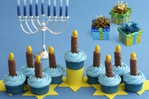 menorah_cupcakes