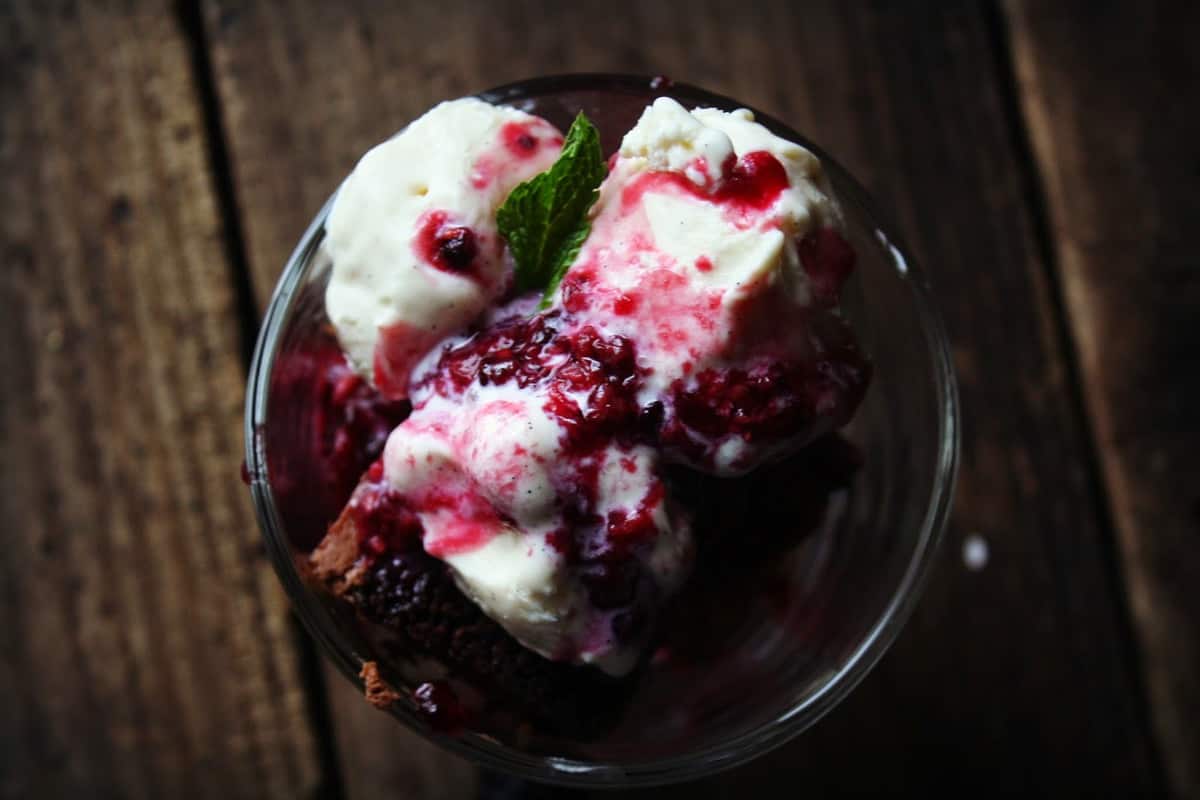 Blackberry Sundae