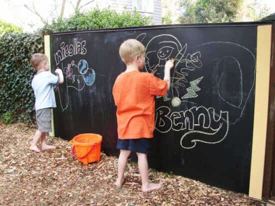 Make an outdoor chalkboard and other great backyard DIY ideas. Keep the mess of the chalk dust outside and use the rain to clean off the board - genius!