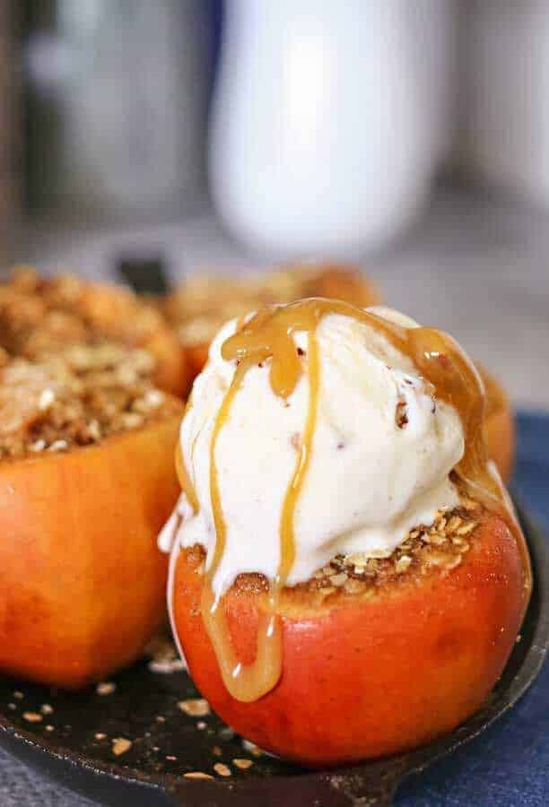 A close up of food, with Apple and Slow cooker