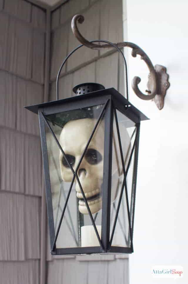 Skull Hanging Lantern by Atta Girl Says and other easy outdoor Halloween decorations