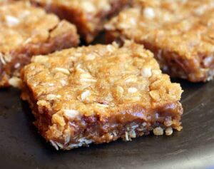Chewy Chocolate Caramel Bars are soft and chewy and the oats in them give them the perfect texture.