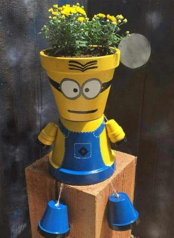 Adorable Minion Flower Pot found on Pinterest