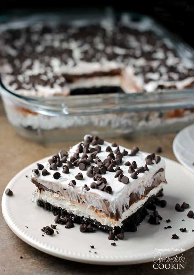 No bake chocolate lasagna from Amanda's Cookin