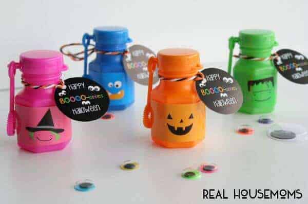 Happy Halloween Bubble Treats with Free Printable tags and wrappers by Real Housemoms