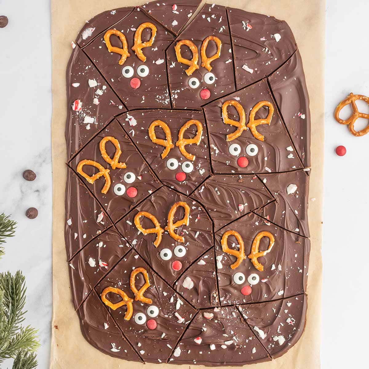 https://princesspinkygirl.com/wp-content/uploads/2016/11/Peppermint-Reindeer-Bark-13SQ1200.jpg