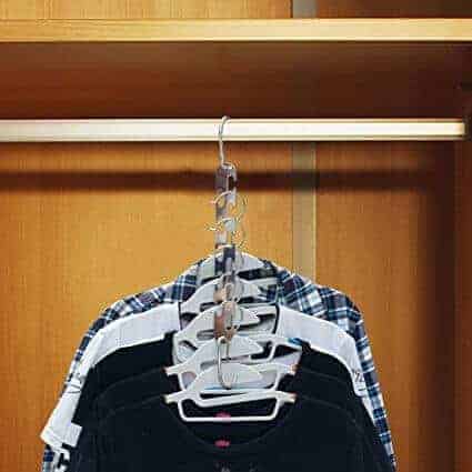 Cascading Hangers for More closet room | Smart Closet Hacks and Organization Ideas