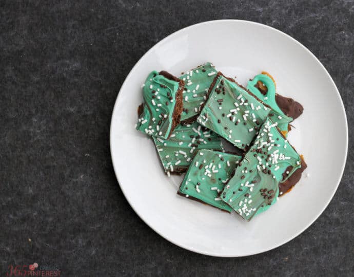 Chocolate Mint Graham Cracker Crunch is the perfect to celebrate dessert for St. Patrick's Day or whenever you just crave a hint of mint