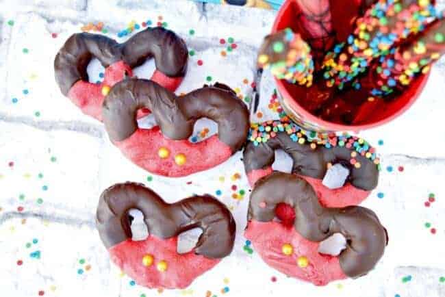 Mickey Mouse Pretzels by A Mom's Take | Mickey Mouse Ideas that you will adore! 