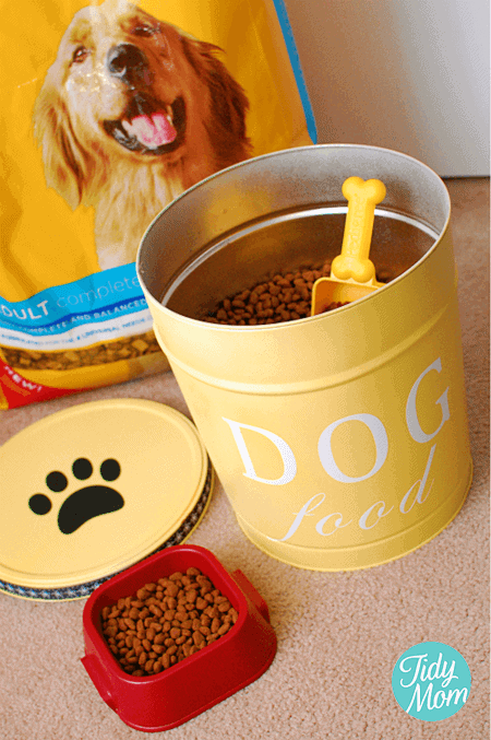 DIY Dog Food Tin by Tidy Mom | Homemade Dog Treat Recipes and DIY Ideas for Dogs