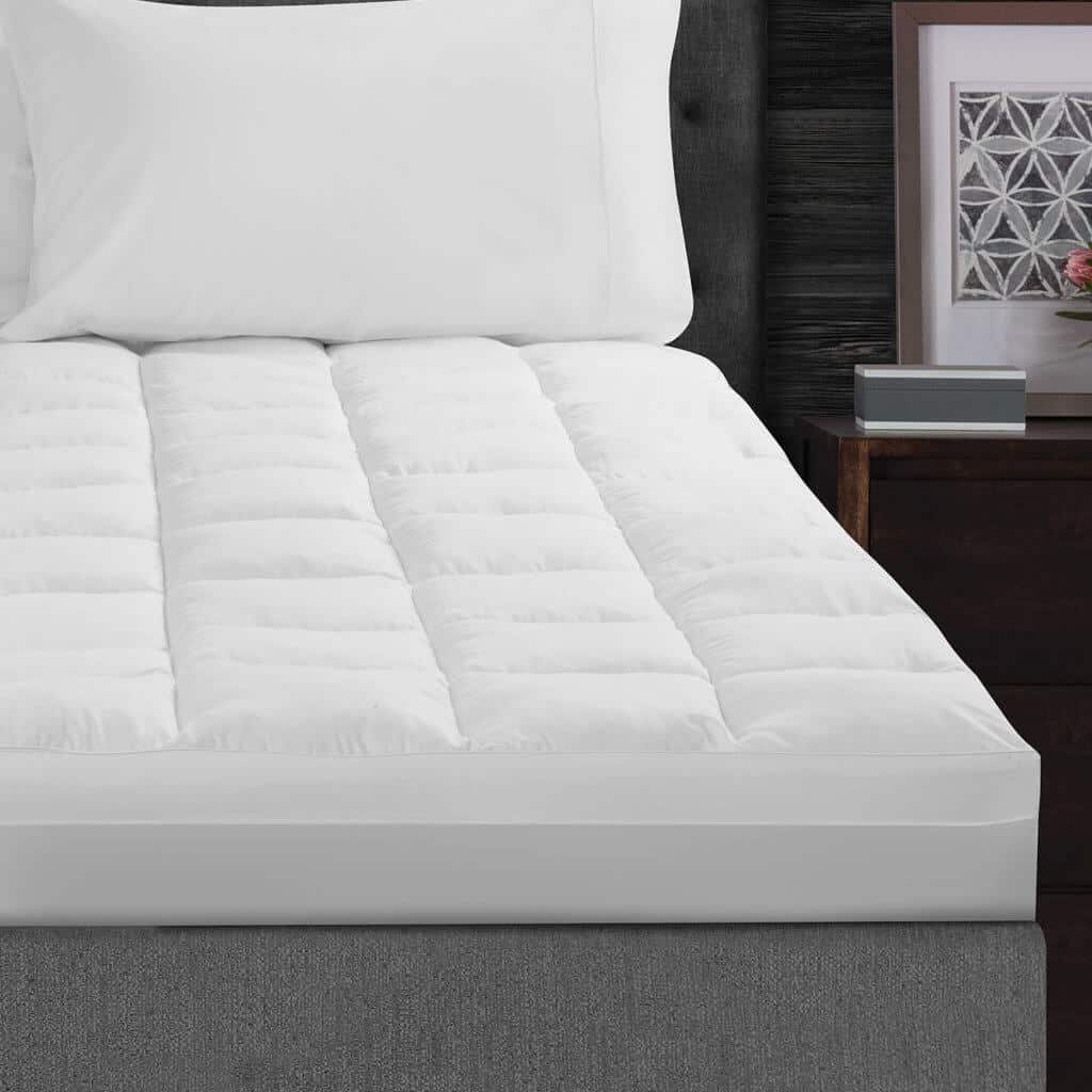 pillow top mattress for the perfect dorm room bed