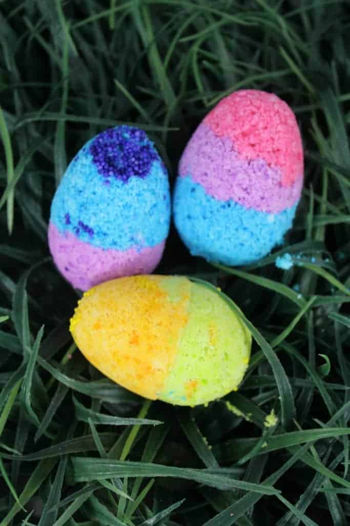 Easter Egg Bath Bombs by April Go Lightly | Make Your Own Luxurious Bath Bombs with these 15 Awesome DIY Bath Bomb Recipes