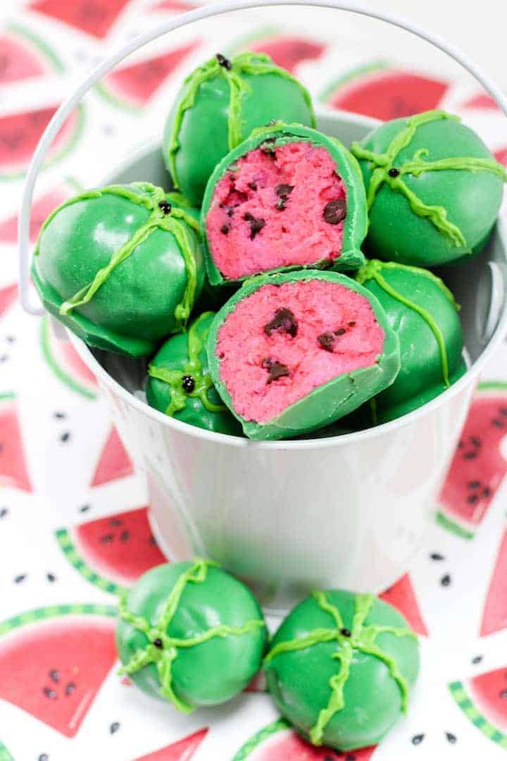 Watermelon Cake Pops - perfect for a summer BBQ