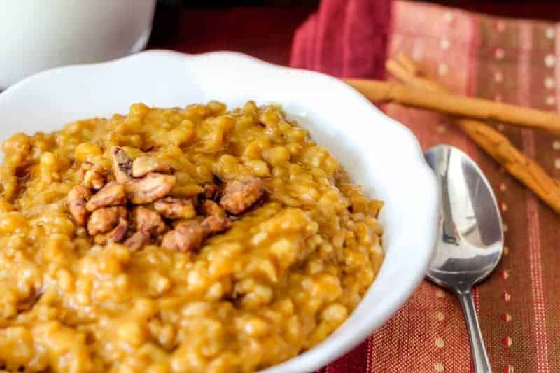 Overnight Slow Cooker Pumpkin Pie Oatmeal by Around My Family Table | Pumpkin Pie Recipes and Pumpkin Pie Flavored Recipes! 