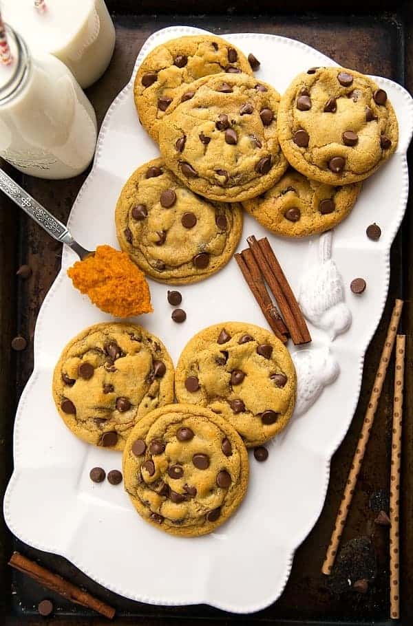 Pumpkin Spice Chocolate Chip Cookies by Chelsea's Messy Apron | Pumpkin Spice and Everything Nice: Pumpkin Spice Recipes for Fall