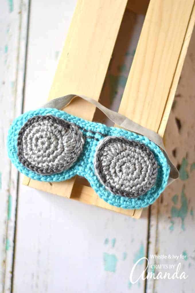 Crochet Aviator Sunglasses via Crafts by Amanda | These are not your grandma's crochet ideas! These cool crochet patterns and handmade items are just plain fabulous! 