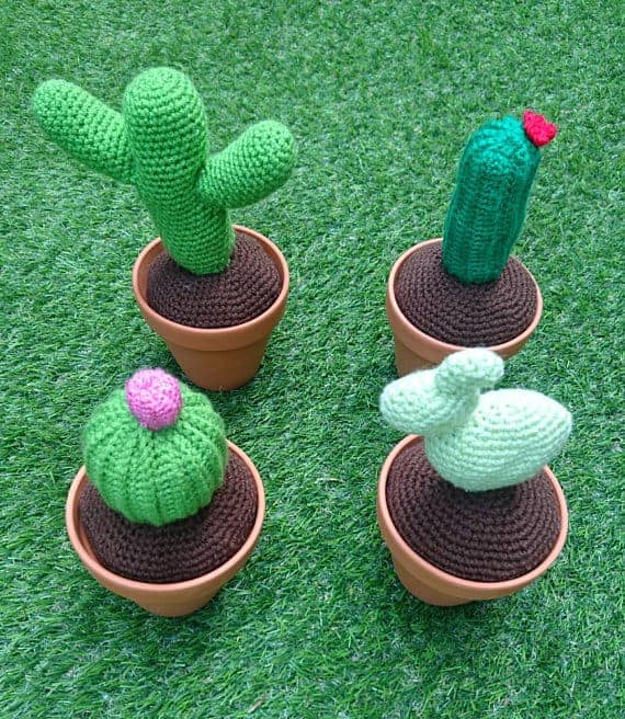 Crochet Cactus via ETSY | These are not your grandma's crochet ideas! These cool crochet patterns and handmade items are just plain fabulous! 