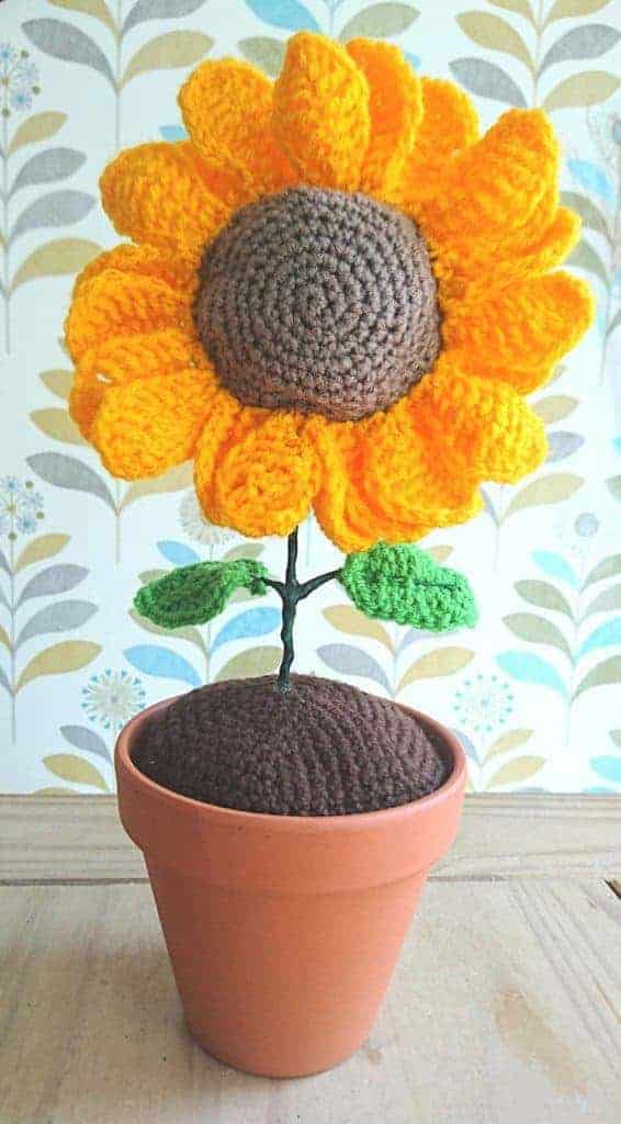 Crochet Sunflower and other adorable crochet ideas