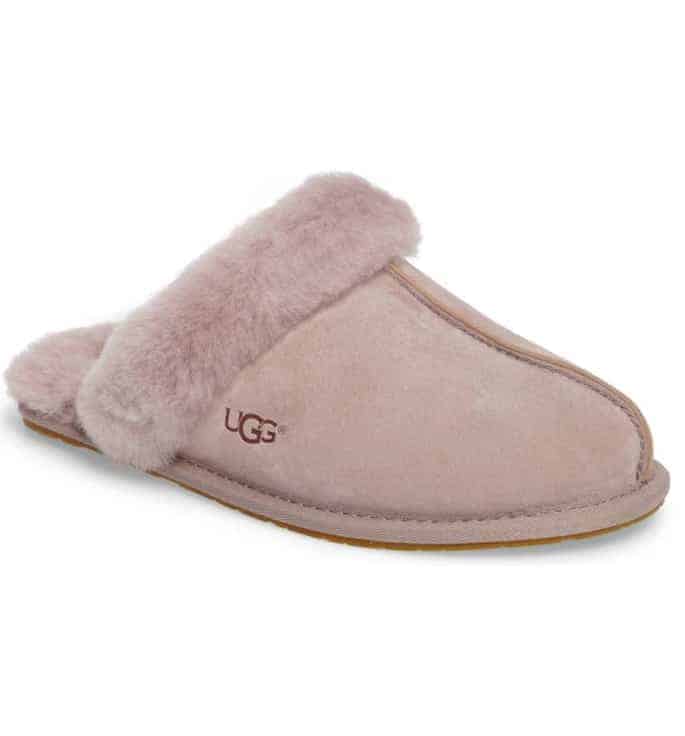 ugg slippers - great gift for mom