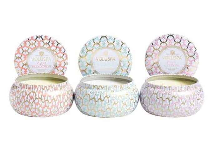 A three-piece candle sent