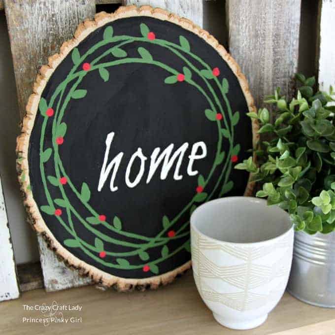 Wood Slice Painted Wreath Christmas DIY decor