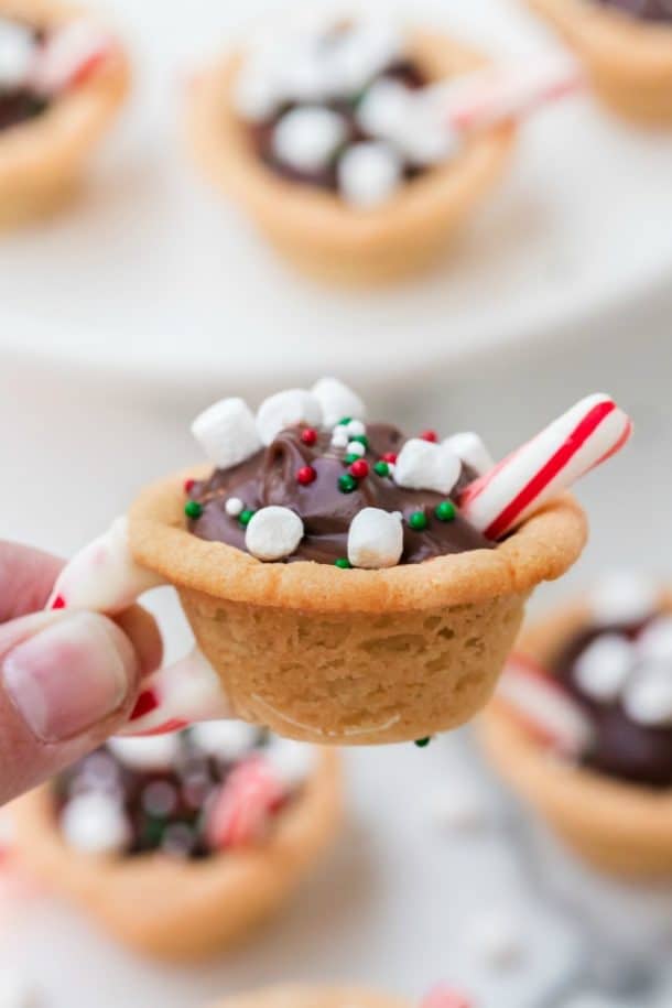 Hot Chocolate Cookie Cups - the best Christmas Cookie Recipe!