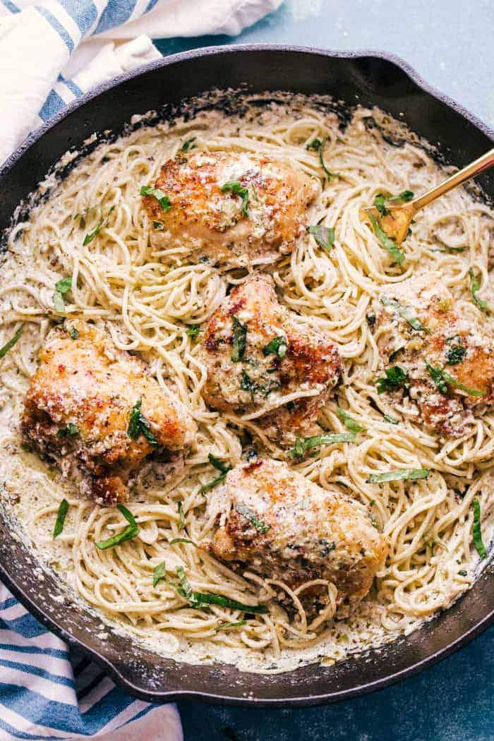 Creamy Pesto Chicken Skillet