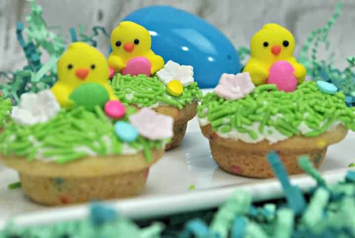 Spring Easter Cookies with baby chicks candy