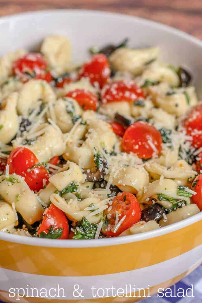 Spinach Tortellini Salad by Lil Luna | Easy Pasta Salad recipes for your summer table!