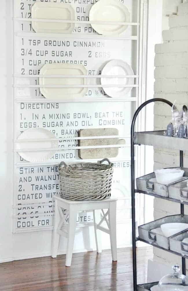 Modern Farmhouse Kitchen Accents by Thistlewood Farms | Dreamy Modern Farmhouse Kitchens