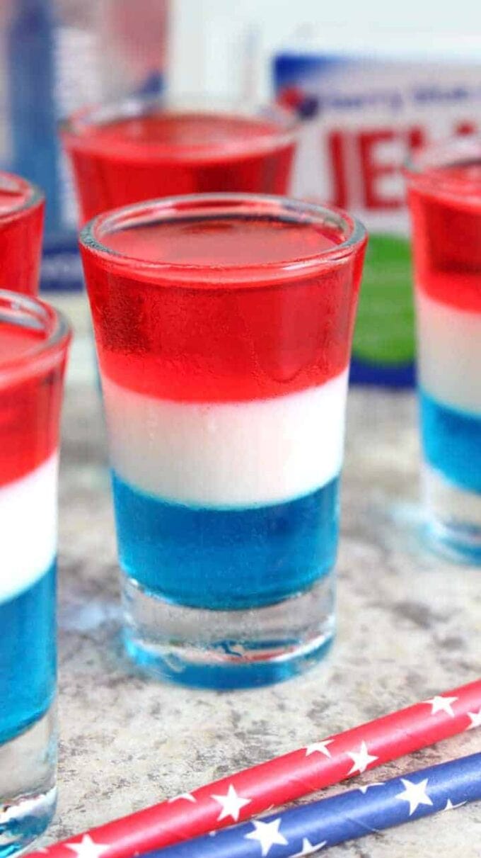 Make 4th of July Jello Shots for the Celebrations
