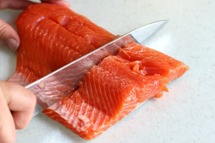 how to cut salmon