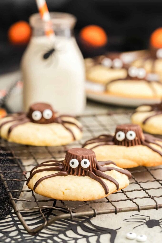 Spider Cookies on a wire rack