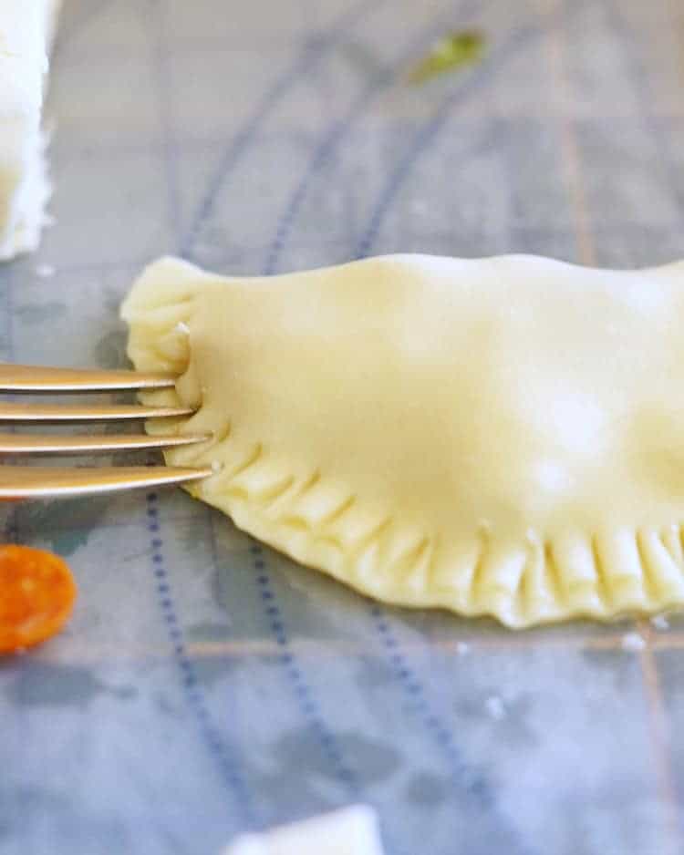 How to Make Pizza Empanadas 