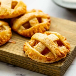 Apple Pie Cookies square featured
