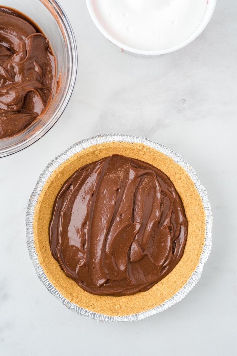 chocolate pudding pie step 1
