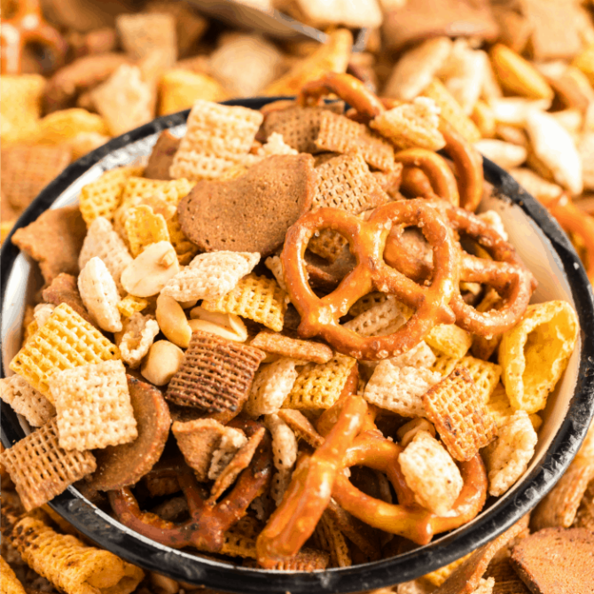 How To Make Slow Cooker Chex Mix - Princess Pinky Girl