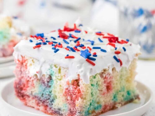 https://princesspinkygirl.com/wp-content/uploads/2020/05/Red-White-Blue-Poke-Cake-Hero-square-500x375.jpg