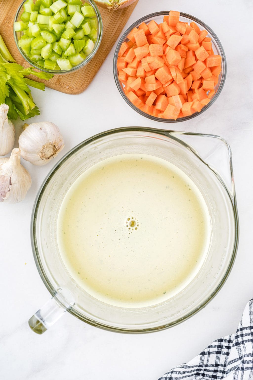 Chicken Pot Pie Noodles (OnePot Skillet Recipe!) Princess Pinky Girl