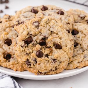 doubletree chocolate chip cookies featured image