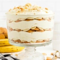 banana pudding in a trifle bowl