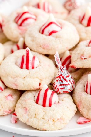 Candy Cane Kiss Cookies - Princess Pinky Girl