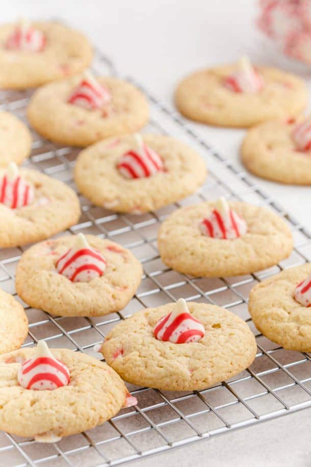 Candy Cane Kiss Cookies - Princess Pinky Girl