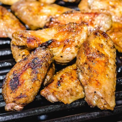 grilled chicken wings featured image