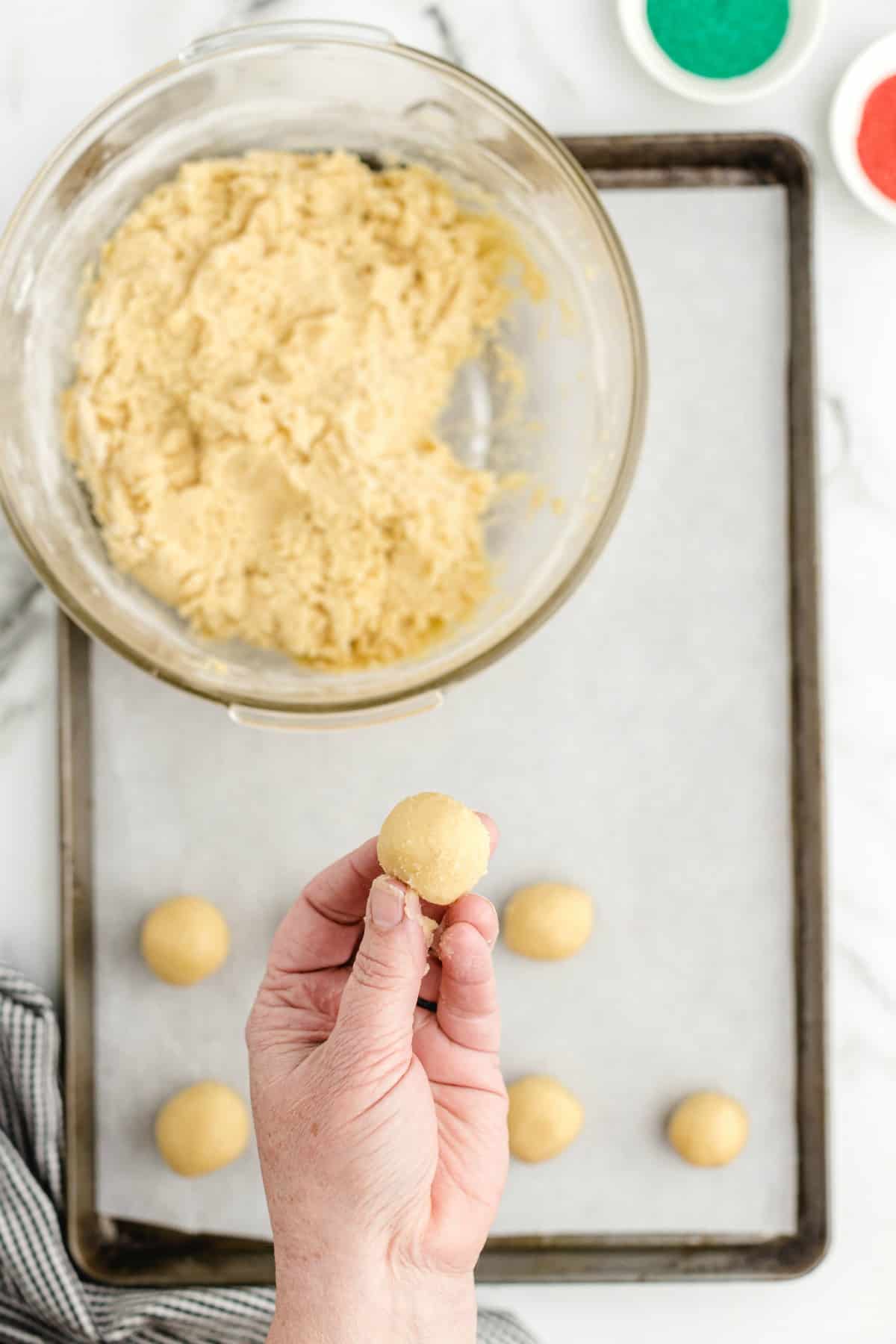 roll cookie dough into ball